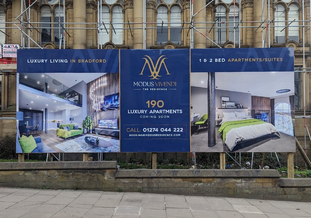 Image of hoarding panels for modus vivendi construction project